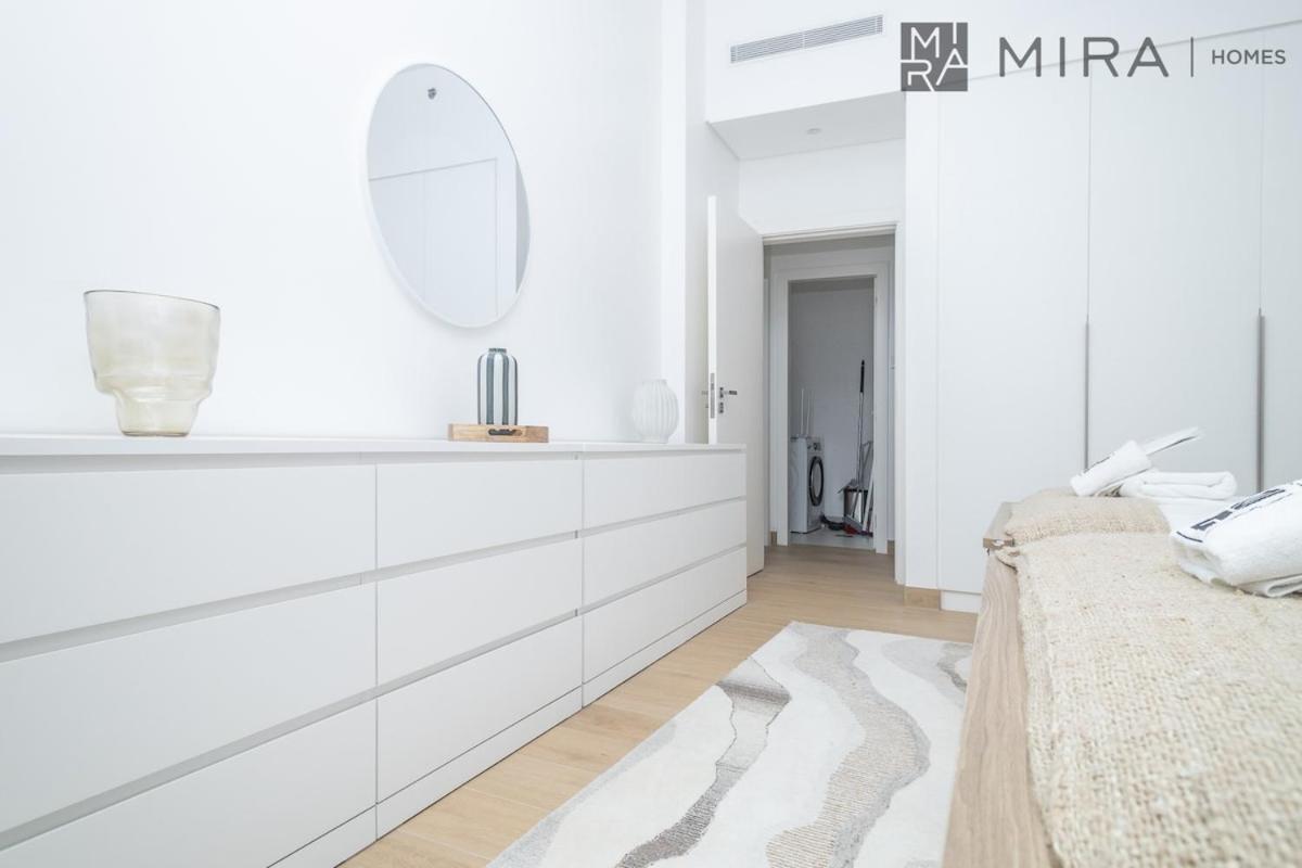 Mira Homes - Cosy 2 Bhk With Marina View * Dubai